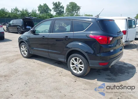 2019 Ford Escape Se z USA, uszkodzony, nr VIN 1FMCU0GD9KUB10160